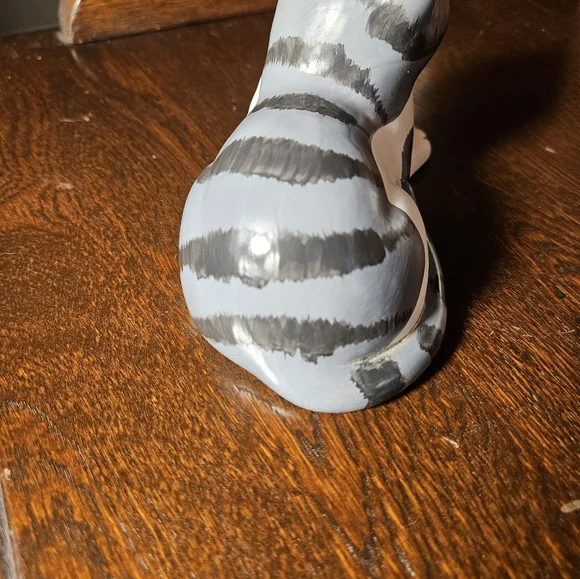 Royal Orleans Designet Kitty Cat 1985 Green Eyed Ceramic Cat Fiqurine. - Picture 5 of 9